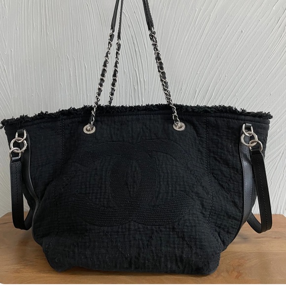 Chanel Double Face Deauville Tote Fringe Black Silver - Picture 5 of 6